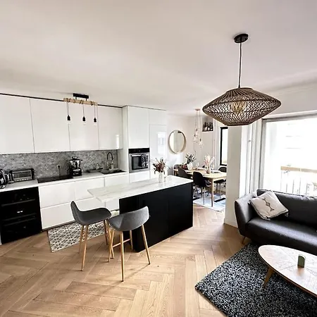 Apartment Flat *